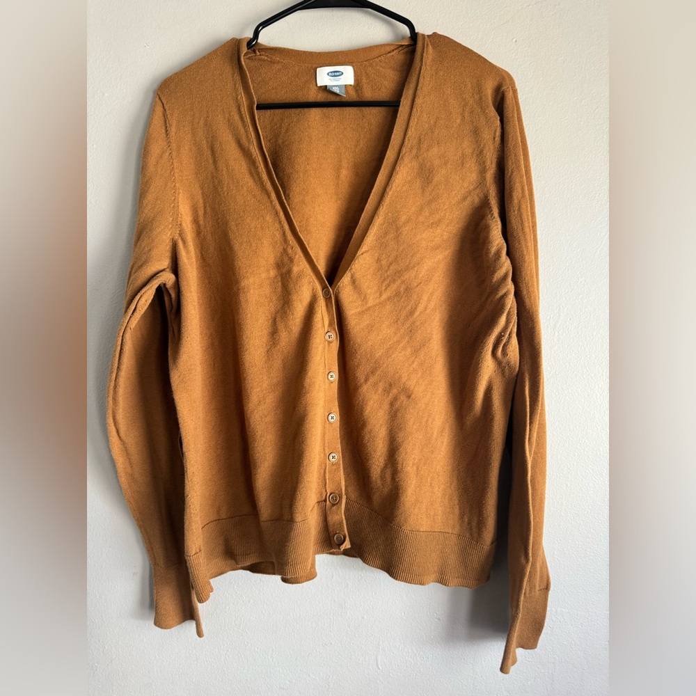 Old navy cardigan